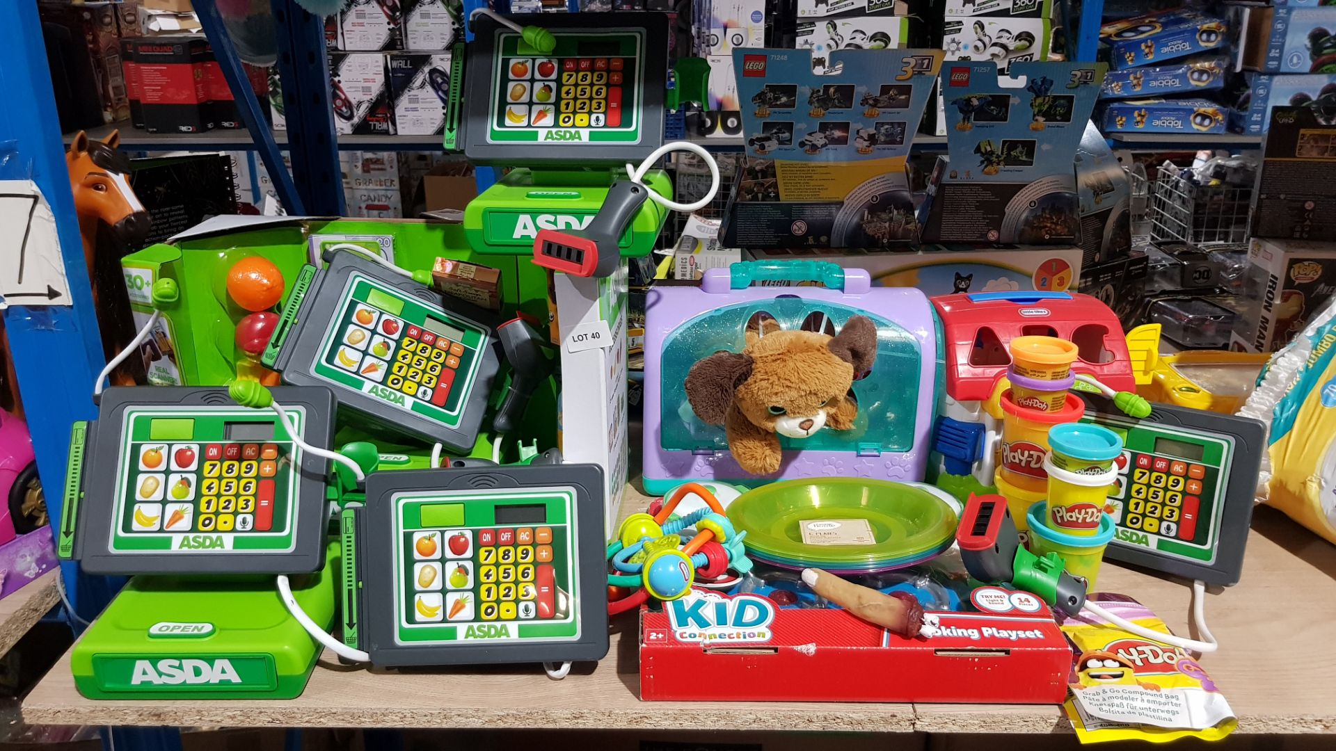 Approx 20 Items Ð To Include Asda Deluxe Checkout, Kid Connection Cooking Playset & Playdoh