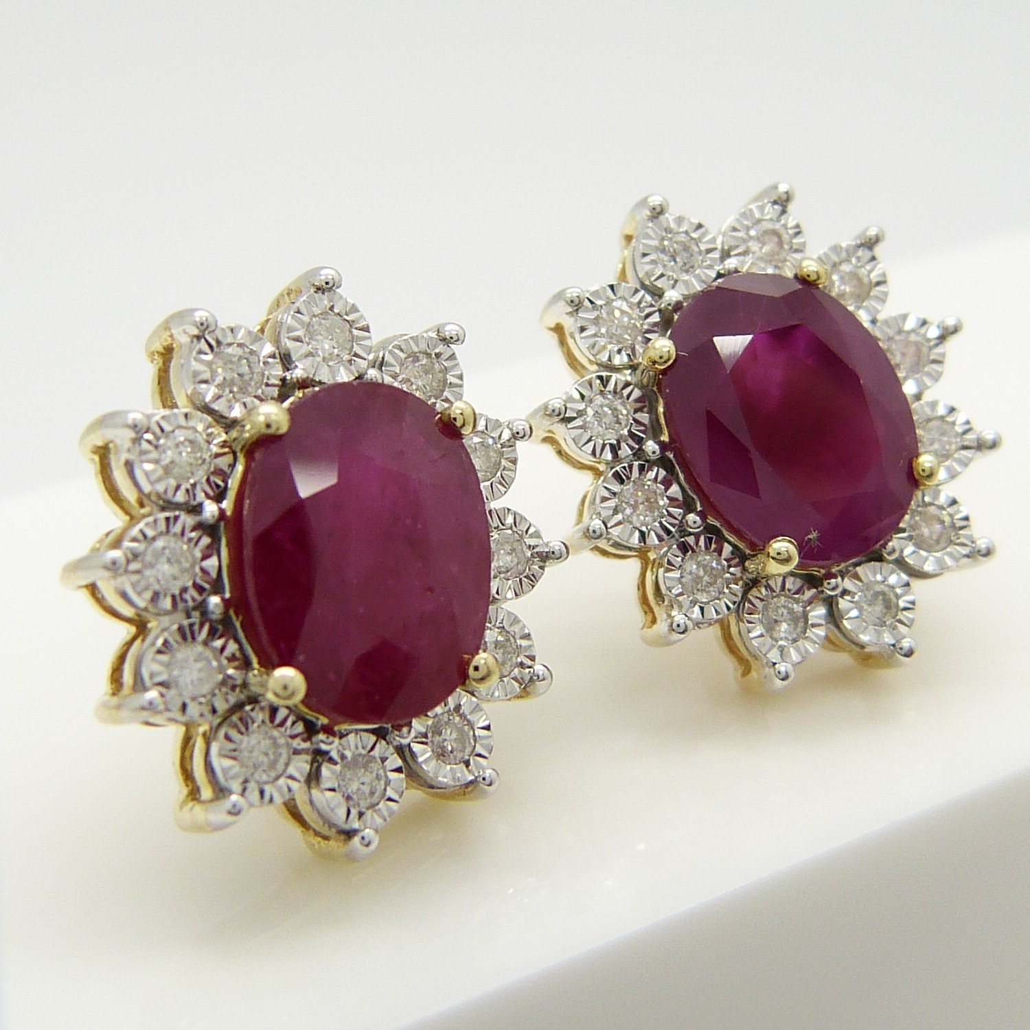 Ruby and diamond cluster stud earrings in 9ct yellow gold, boxed. - Image 4 of 5