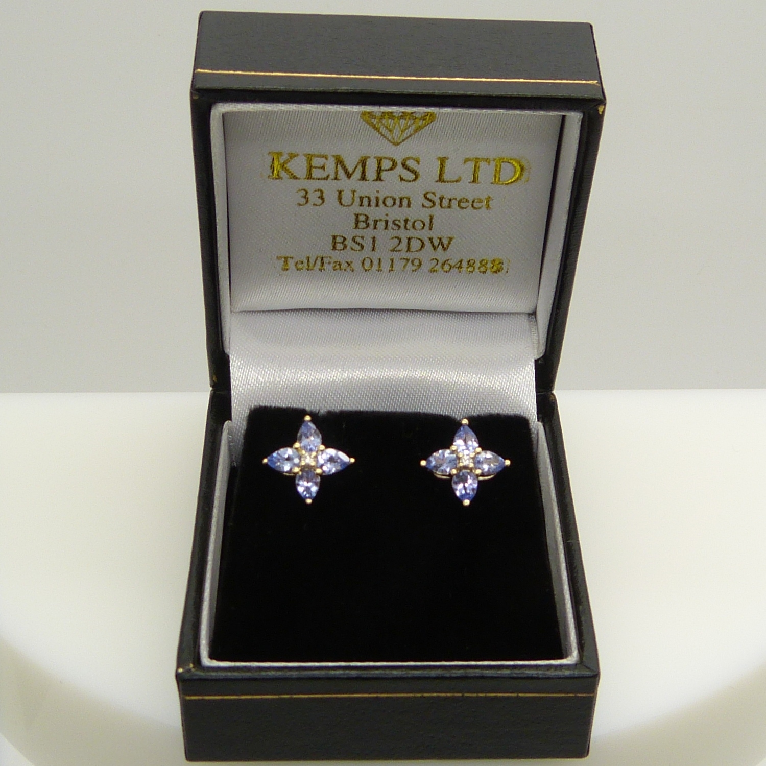 9ct yellow gold tanzanite and diamond stud earrings, boxed. - Image 4 of 5