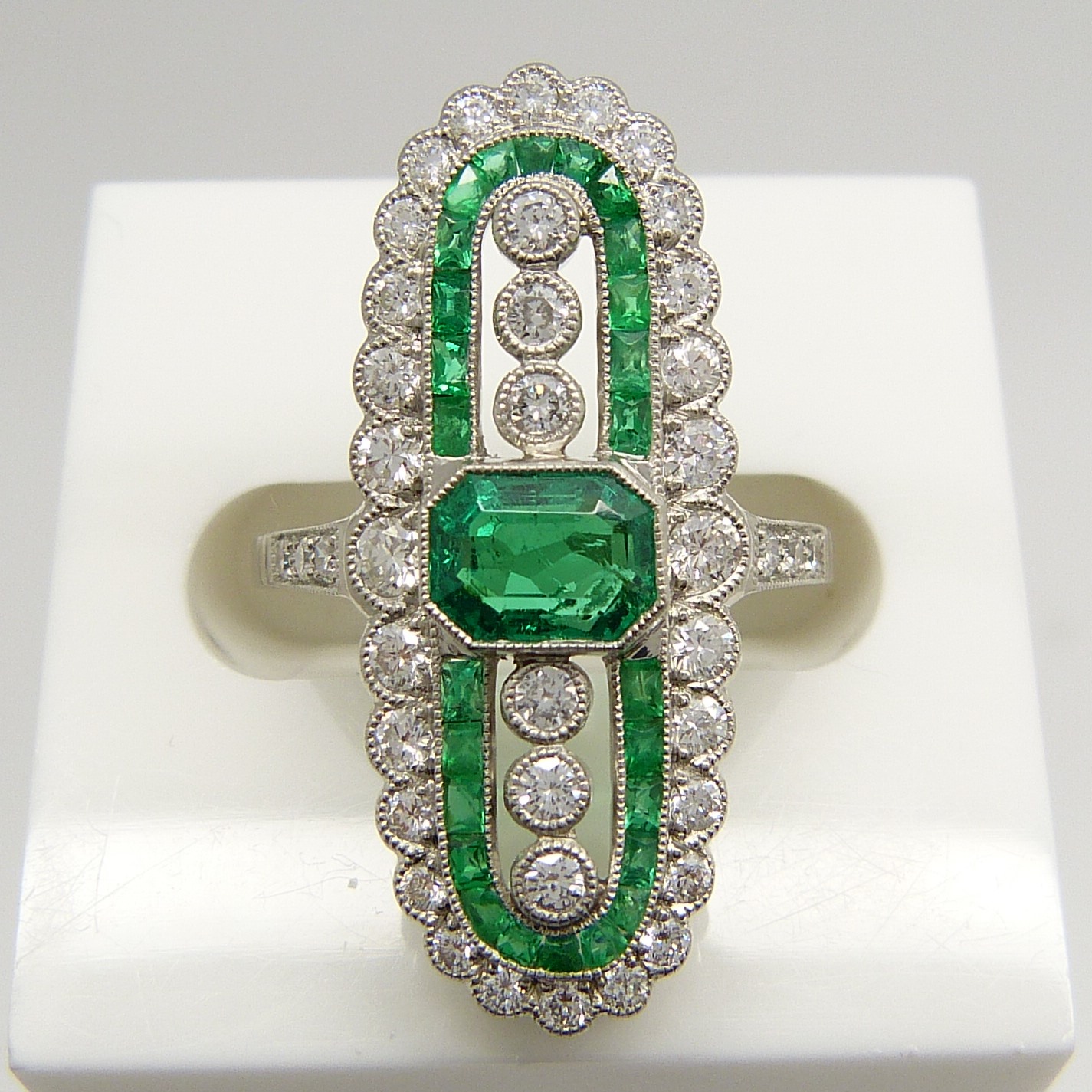 Platinum emerald and diamond dress / cocktail ring. - Image 2 of 5