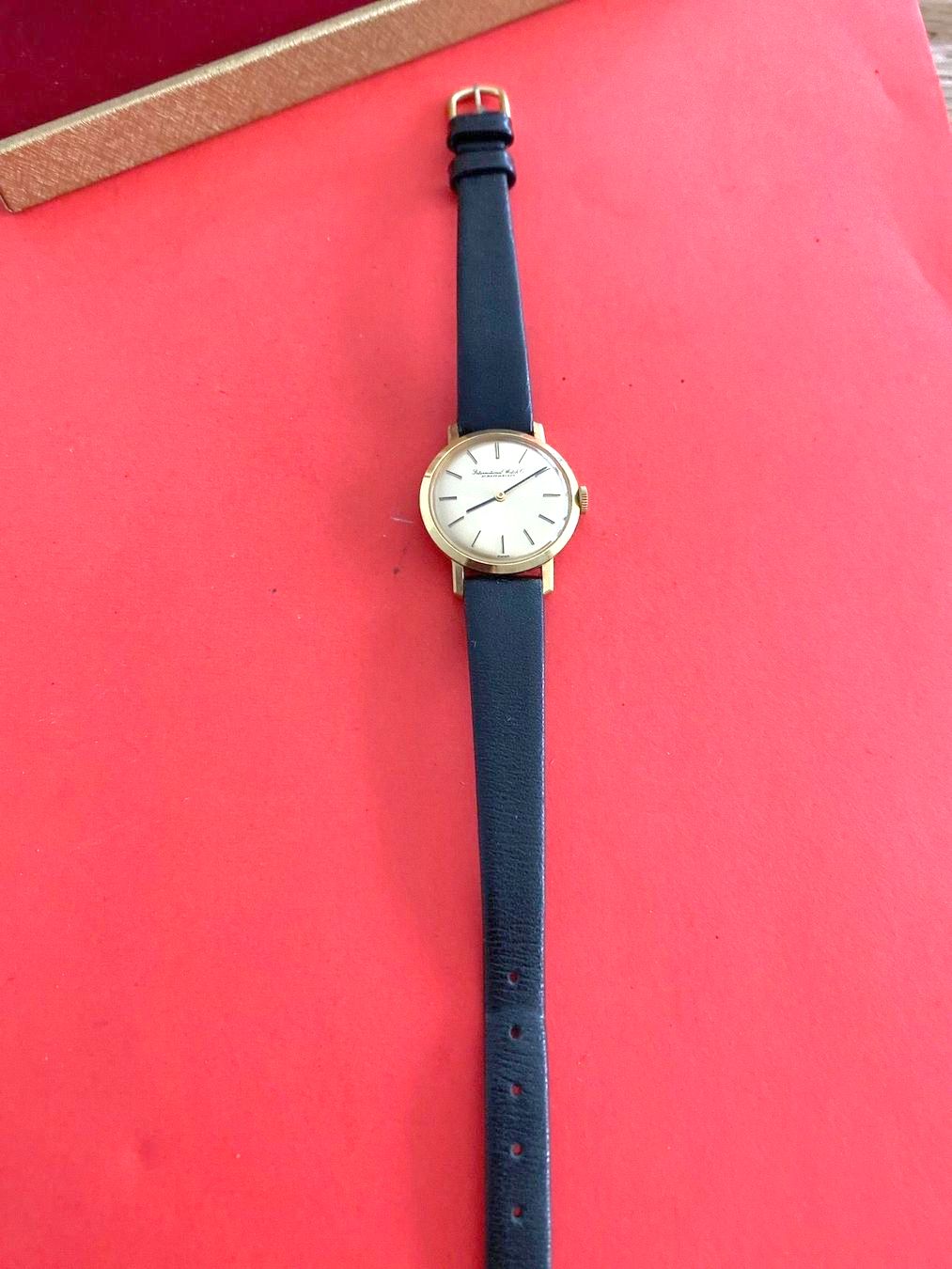 IWC / Schaffhausen 18K - Lady's Yellow gold Wrist Watch - Image 3 of 6