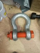 3 x 1.3/8" x 1.1/2" orange pin bolt & nut pin bow shackle (opsab13.5)