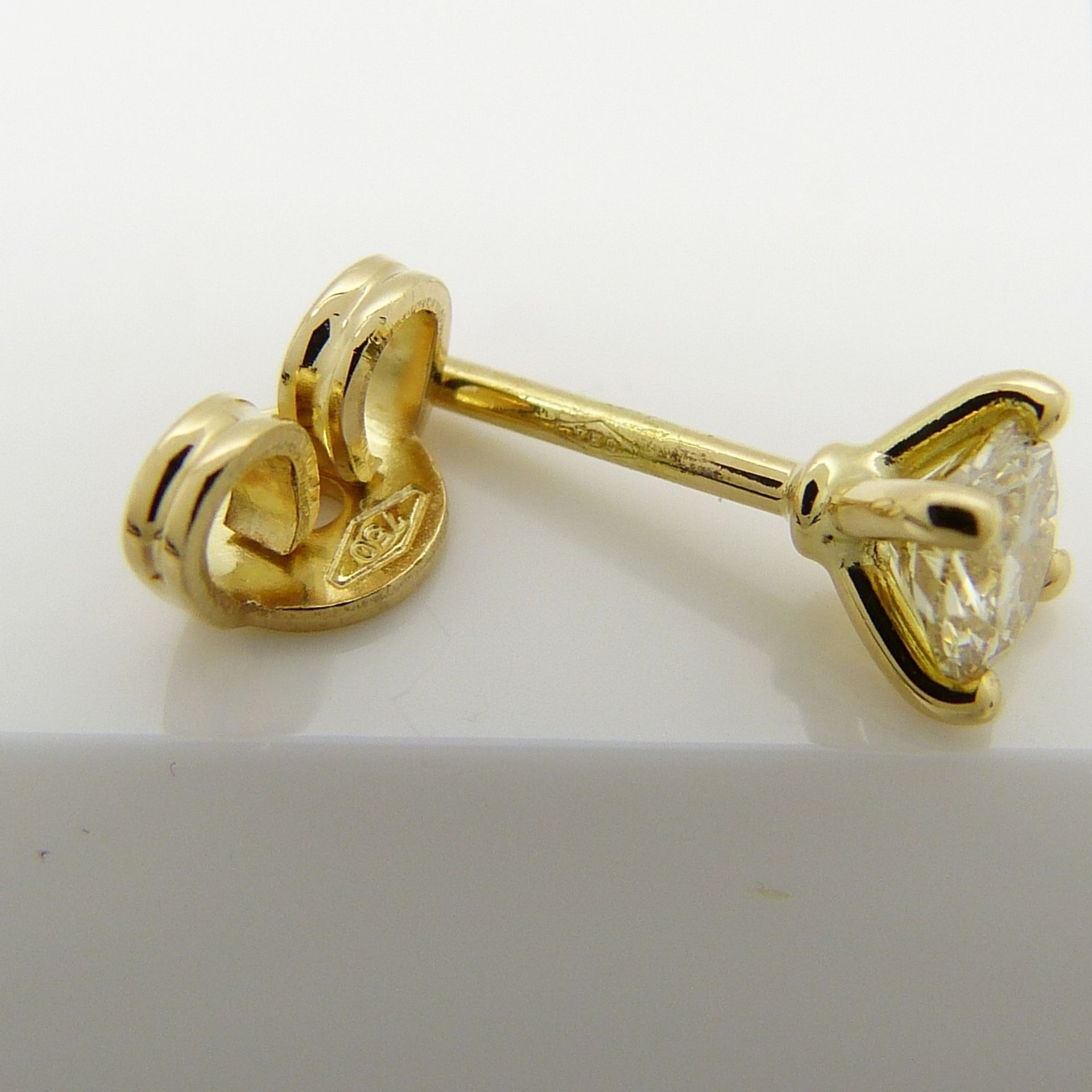 0.51 carat diamond ear studs in 18ct yellow gold, boxed - Image 6 of 6