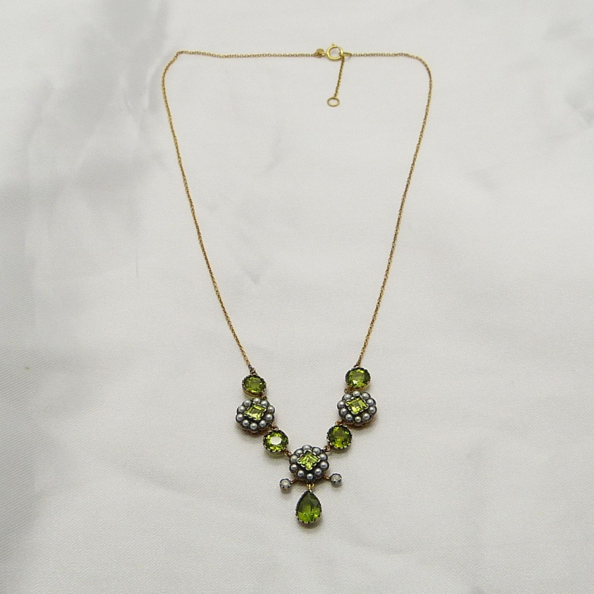 Vintage-style peridot, seed pearl and diamond necklace, boxed - Image 2 of 5