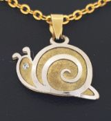 9ct (375) Yellow & White Gold Snail Pendant