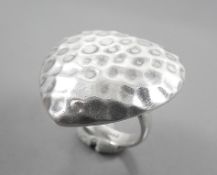 Hammered heard shaped silver ring