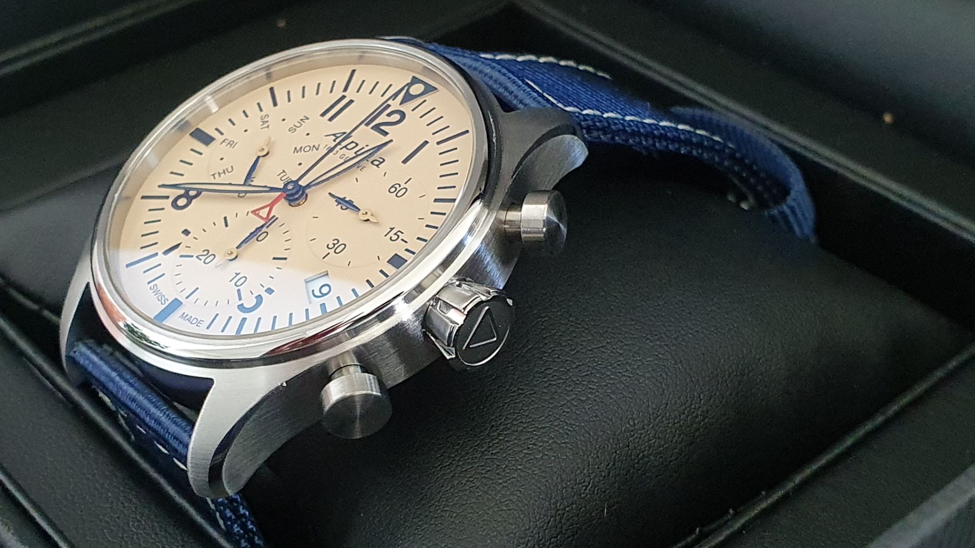 Alpina Chronograph vintage style Dial Quality swiss made - Image 3 of 7