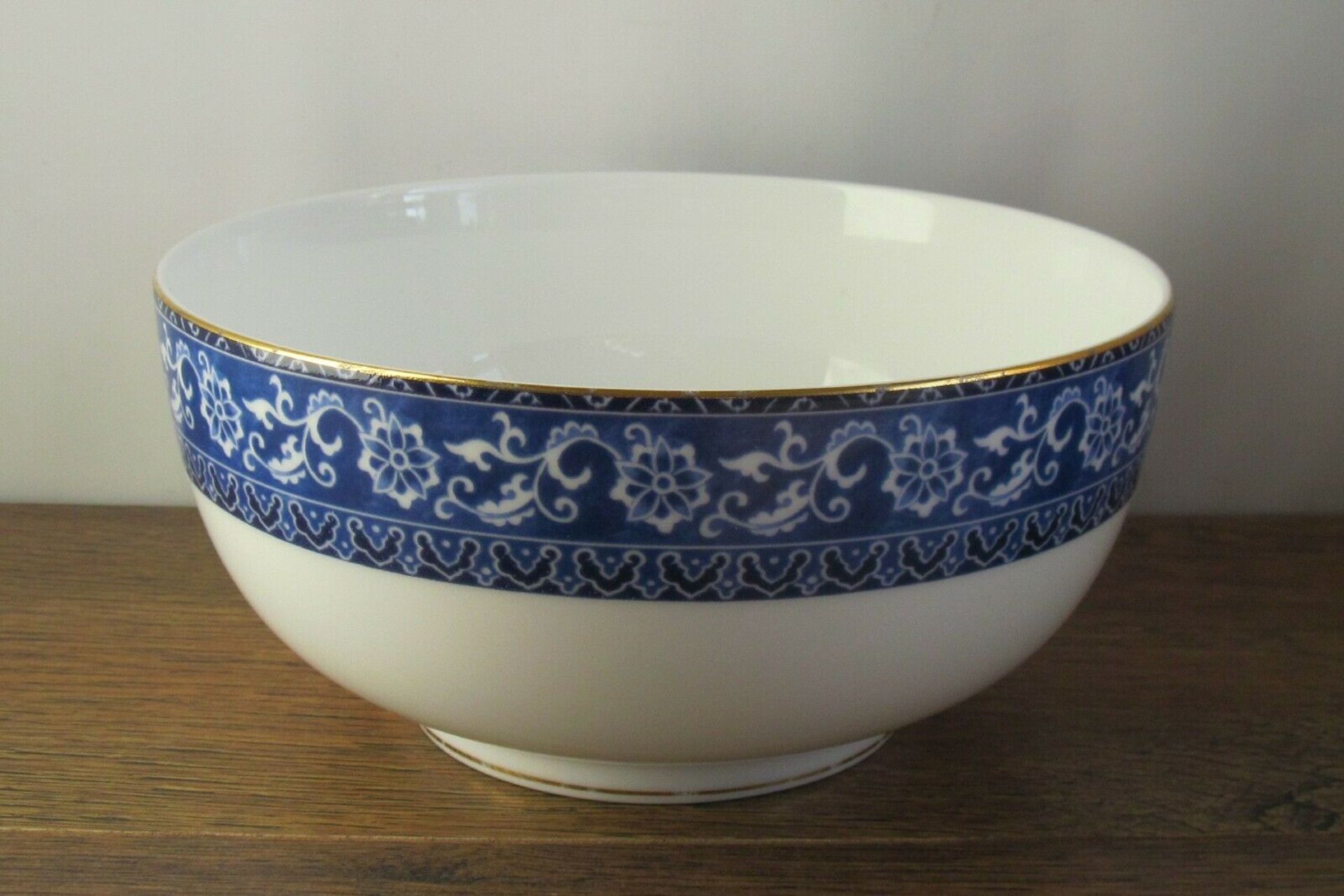 Wedgwood Bokhara Fruit/Serving Bowl - Image 2 of 5