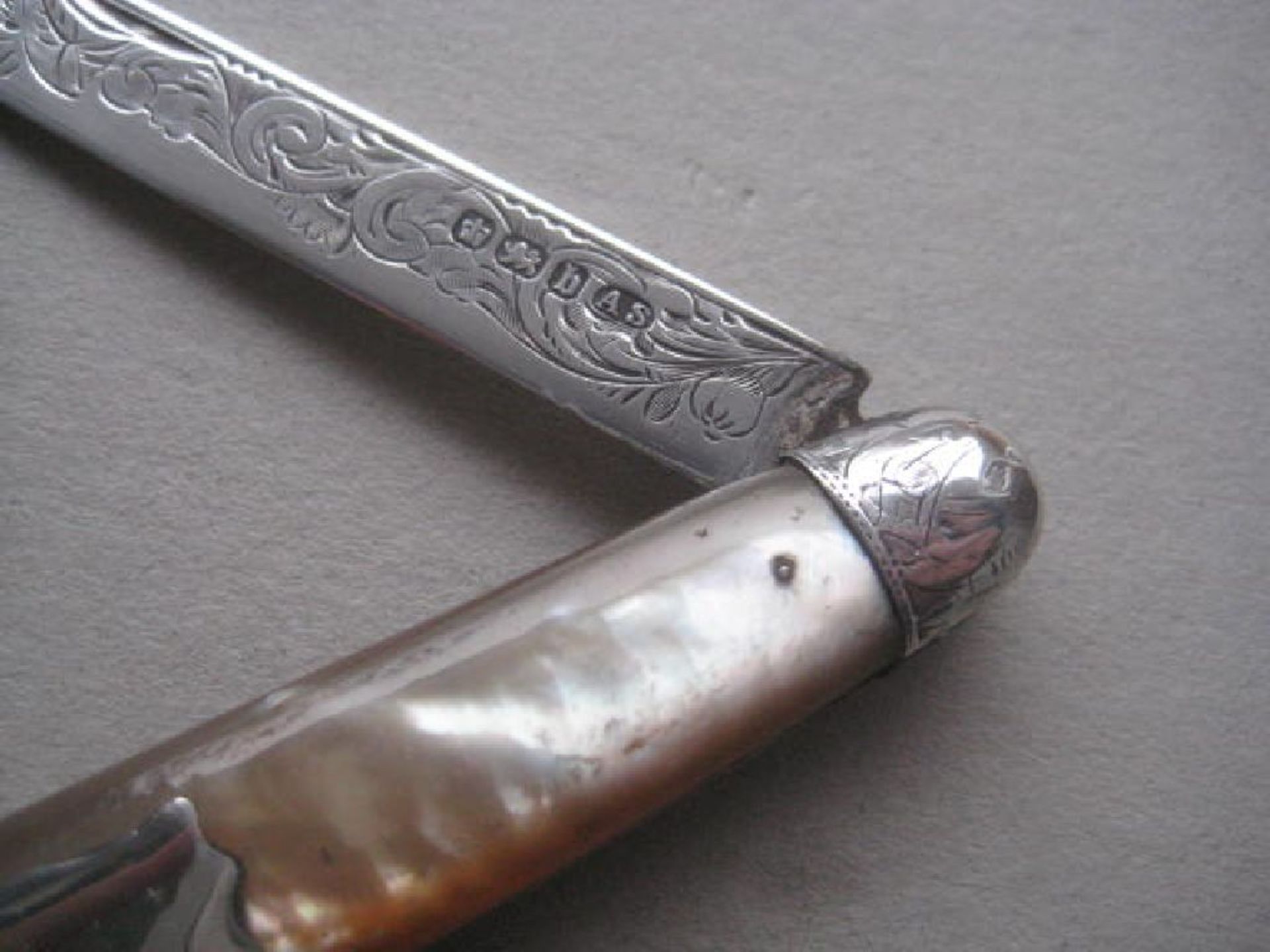 Victorian Mother of Pearl Hafted Silver Bladed Folding Fruit Knife - Image 6 of 9