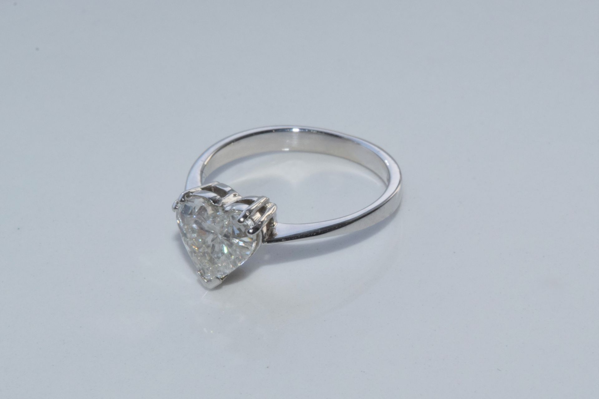 Heart cut diamond ring - Image 4 of 5