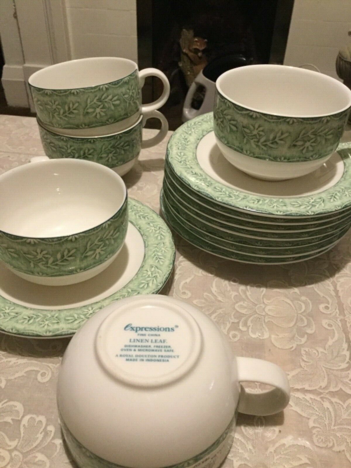 ROYAL DOULTON Tea Set expressions..LINEN LEAF... 8 Cups and Saucers....Brand New