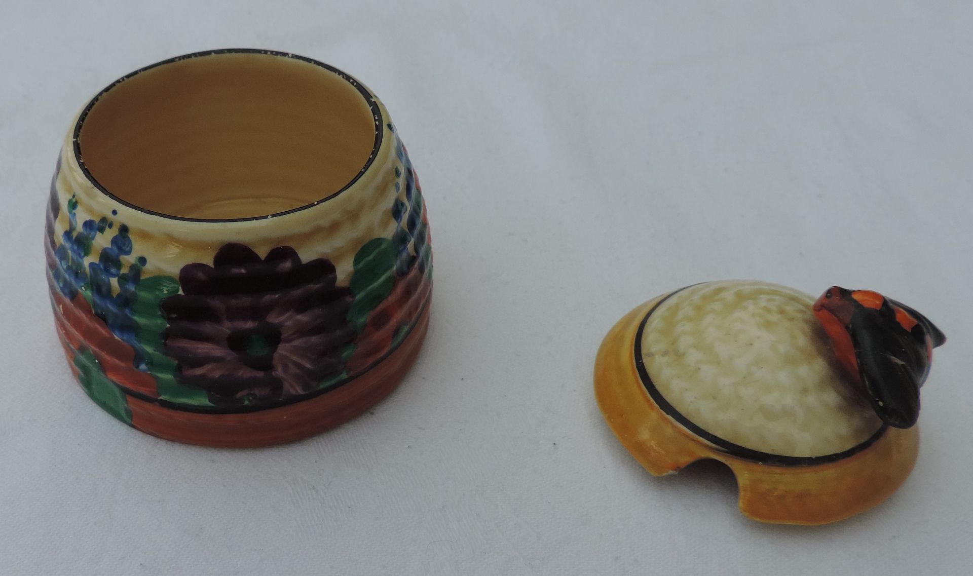 Clarice Cliff Honey Pot and Lid, together with another Clarice Cliff Pot - Image 3 of 7