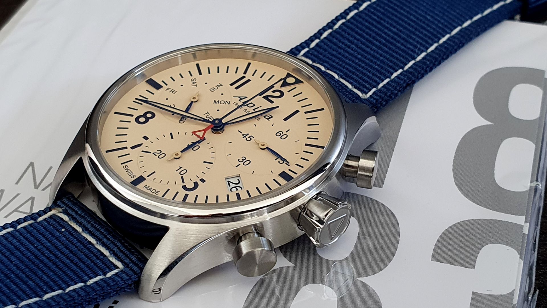 Alpina Chronograph vintage style Dial Quality swiss made