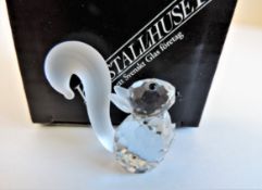 Kristallhuset Crystal Squirrel Figurine