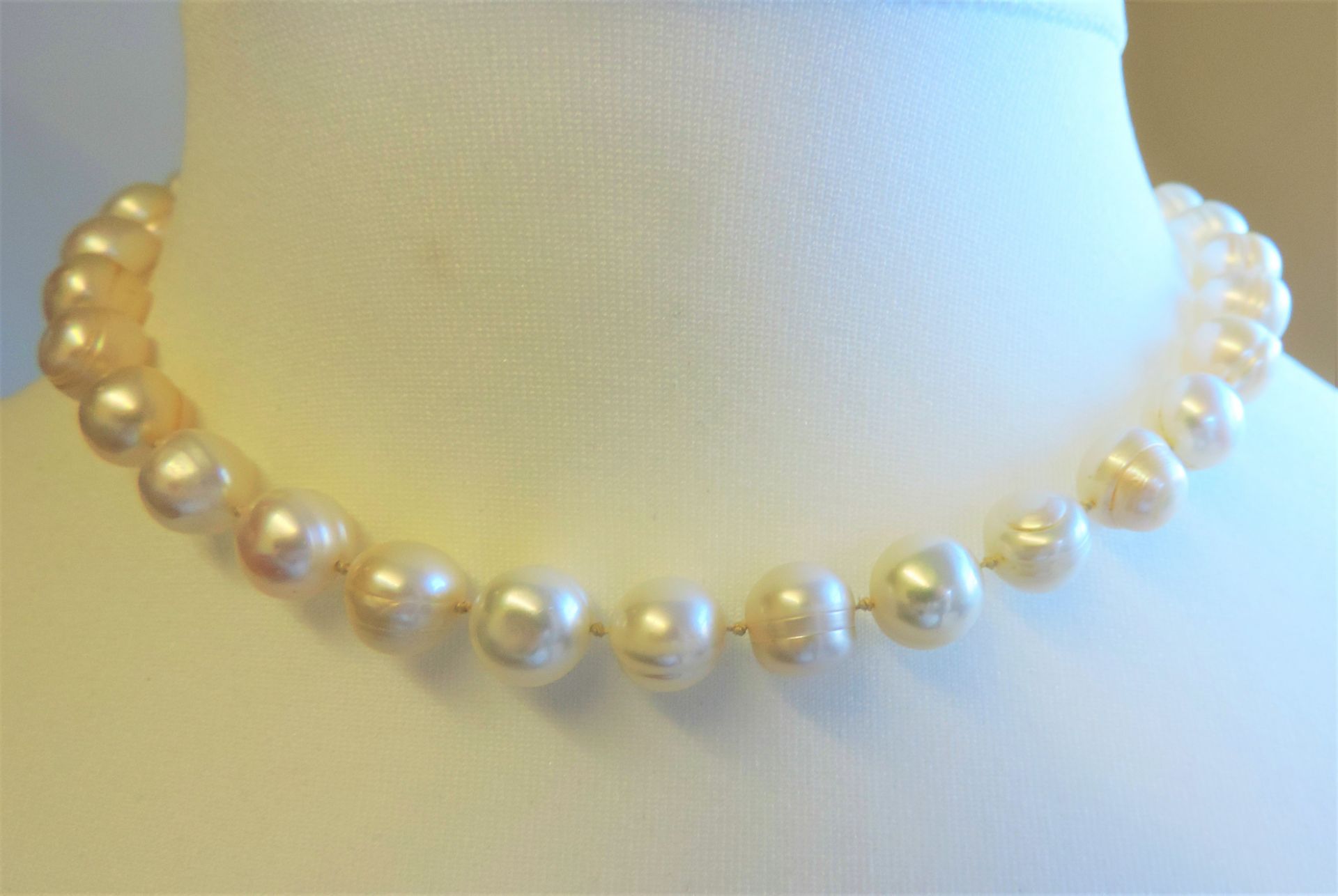 Cultured Pearl Necklace - Image 2 of 6