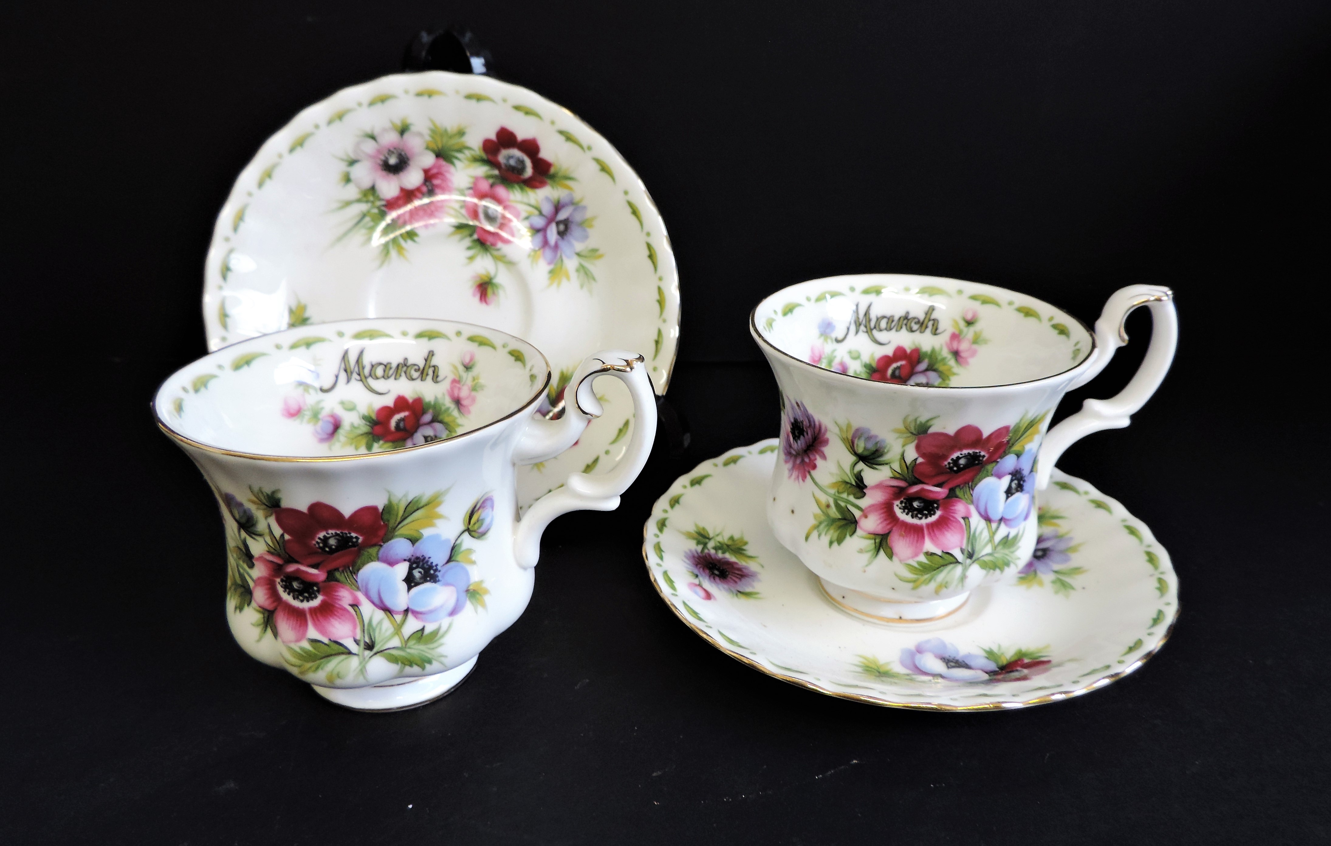 Pair Royal Albert Bone China Cups and Saucers Flower of Months Series - Image 4 of 10