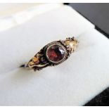 Vintage Garnet Ring in 925 Sterling Silver