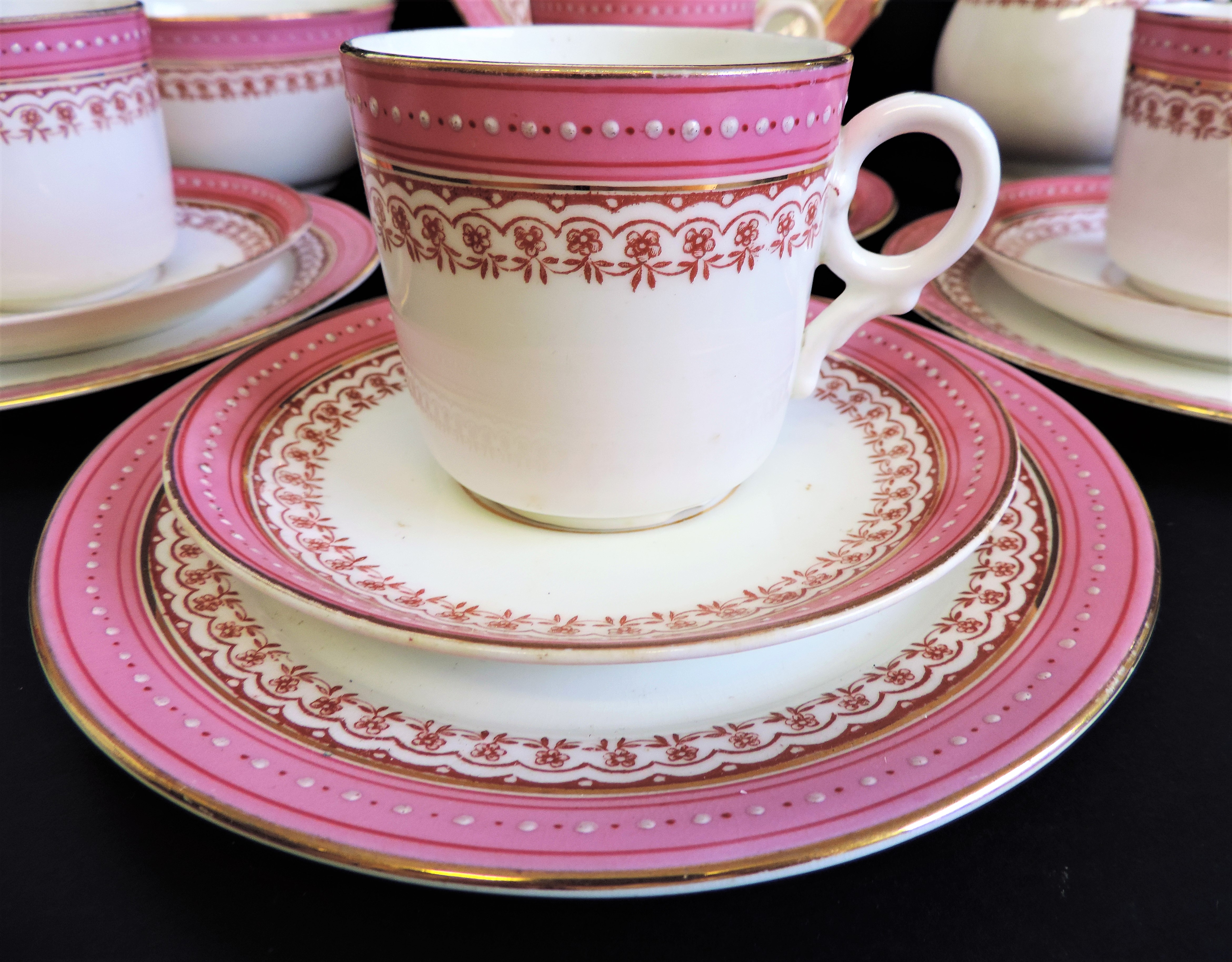 Vintage 19 piece Porcelain Breakfast/Tea Set for 4 People - Image 19 of 24