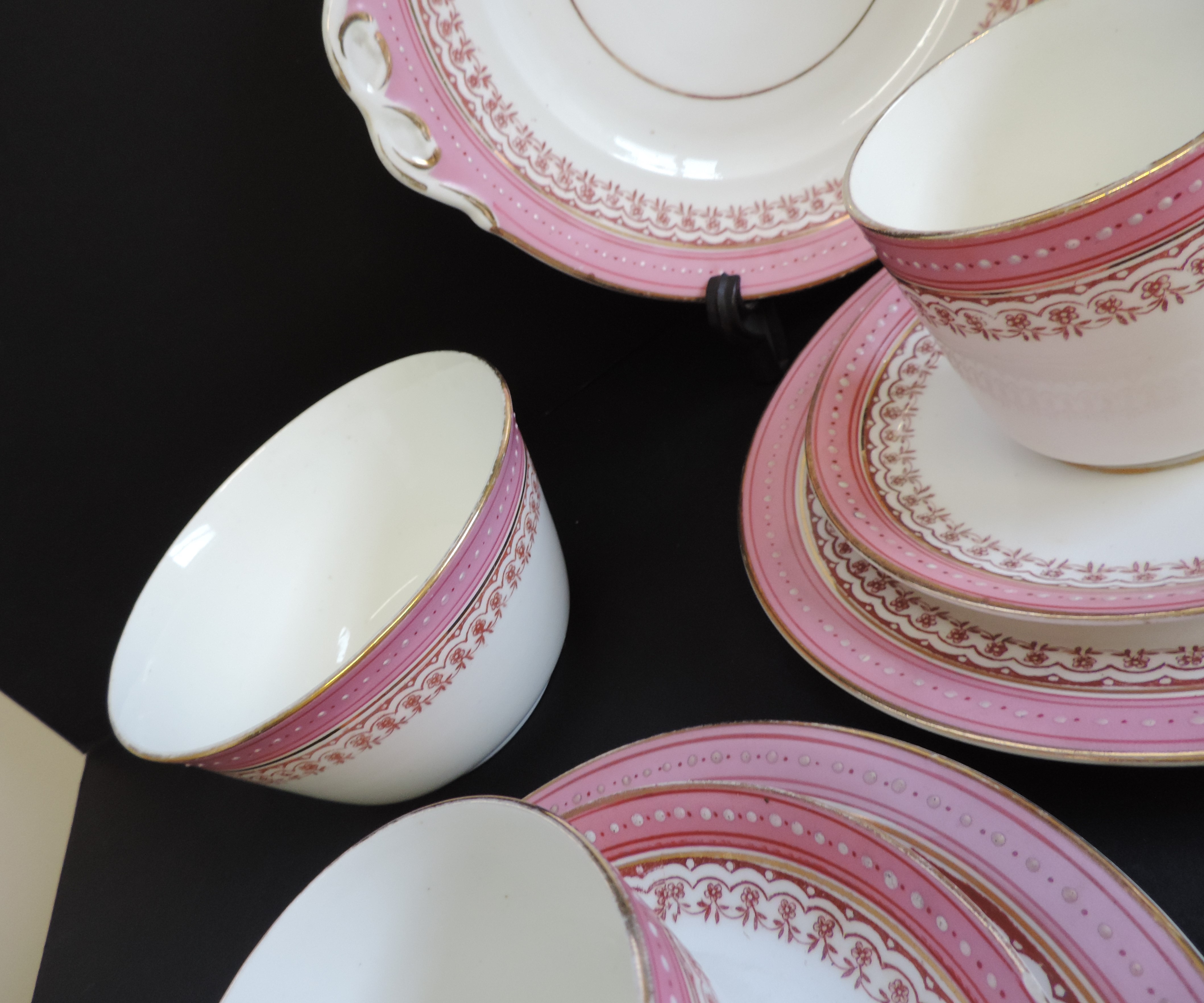 Vintage 19 piece Porcelain Breakfast/Tea Set for 4 People - Image 12 of 24