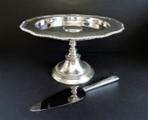 Large Elkington SIlver Plate Cake Stand/Centrepiece 28cm diameter