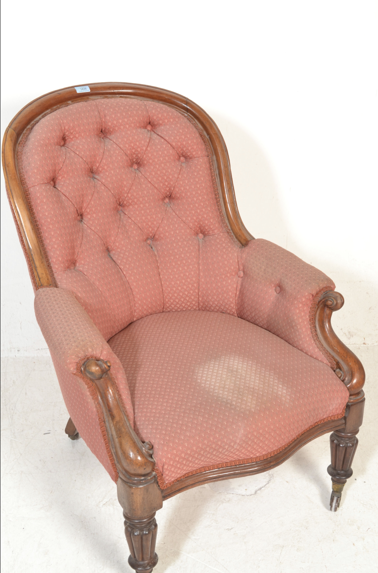 19th century walnut spoon back armchair - Image 3 of 6