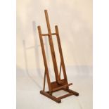 Floor standing studio easel