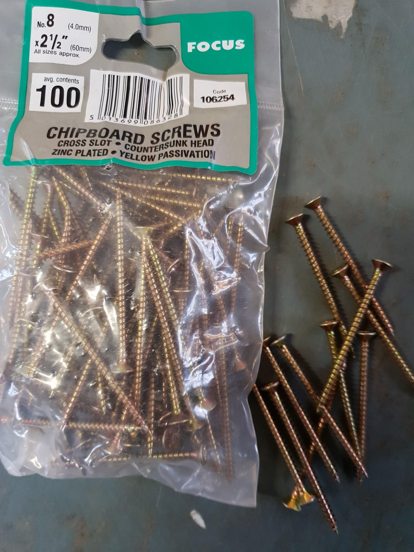 1000 - 4x60mm screws
