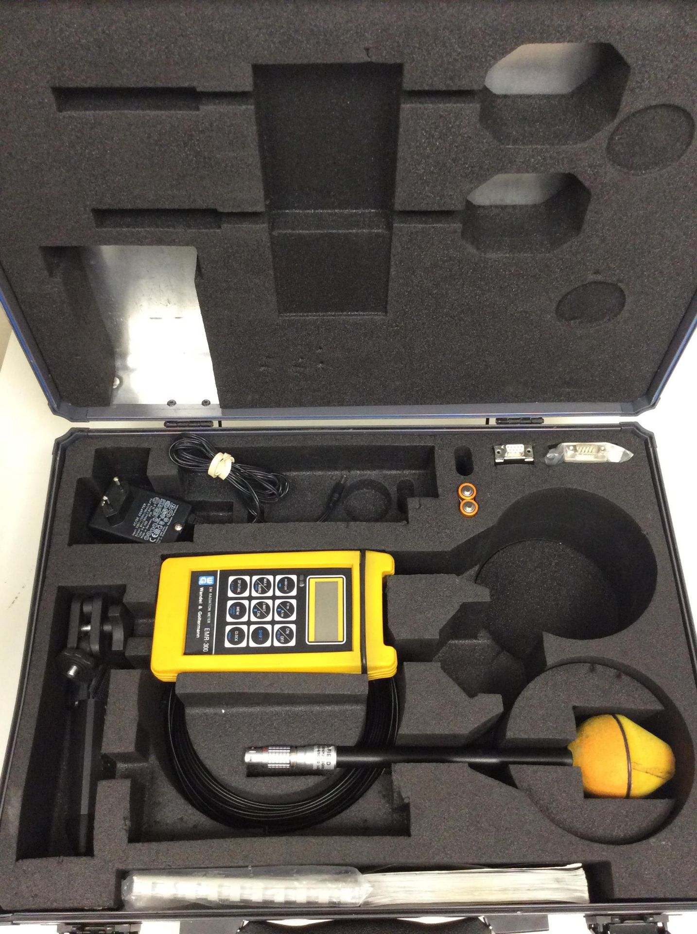 W&g wandel & goltermann narda emr300 em radiation meter with type 9.1 probe 10 mhz - 18 ghz.