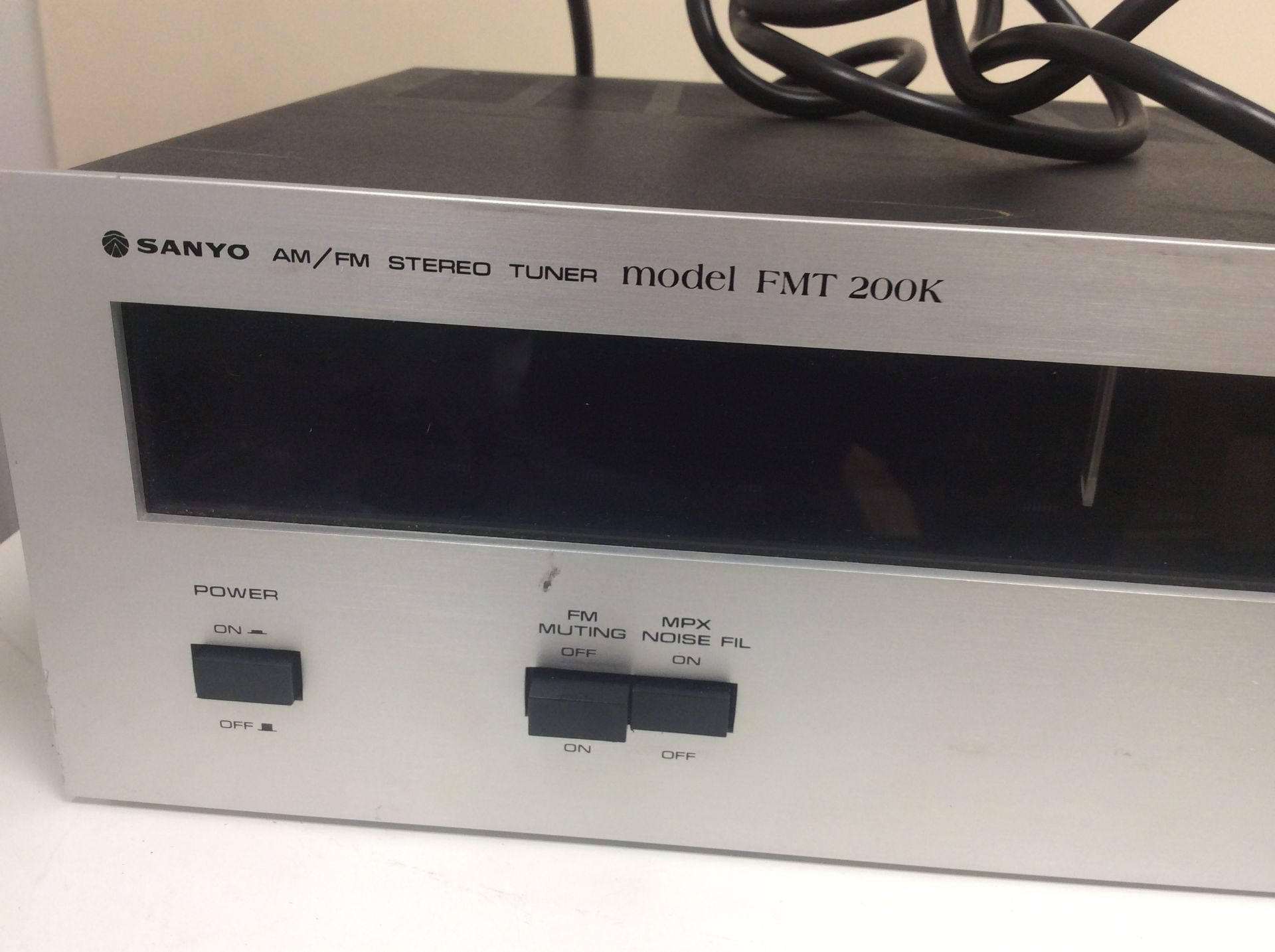 Sanyo stereo tuner fmt 200k - Image 2 of 2