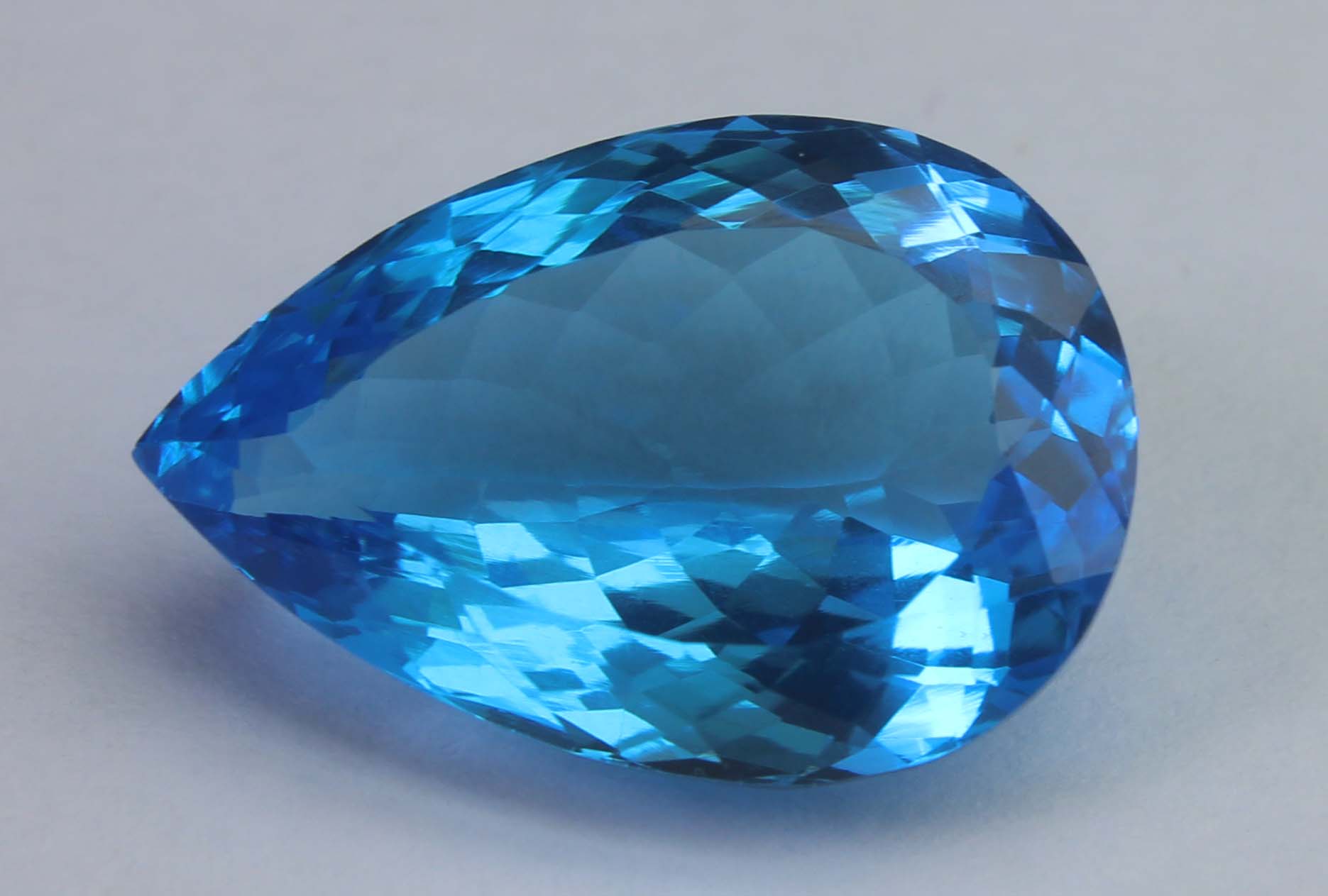 Blue Topaz 10.84 Ct - Image 2 of 5