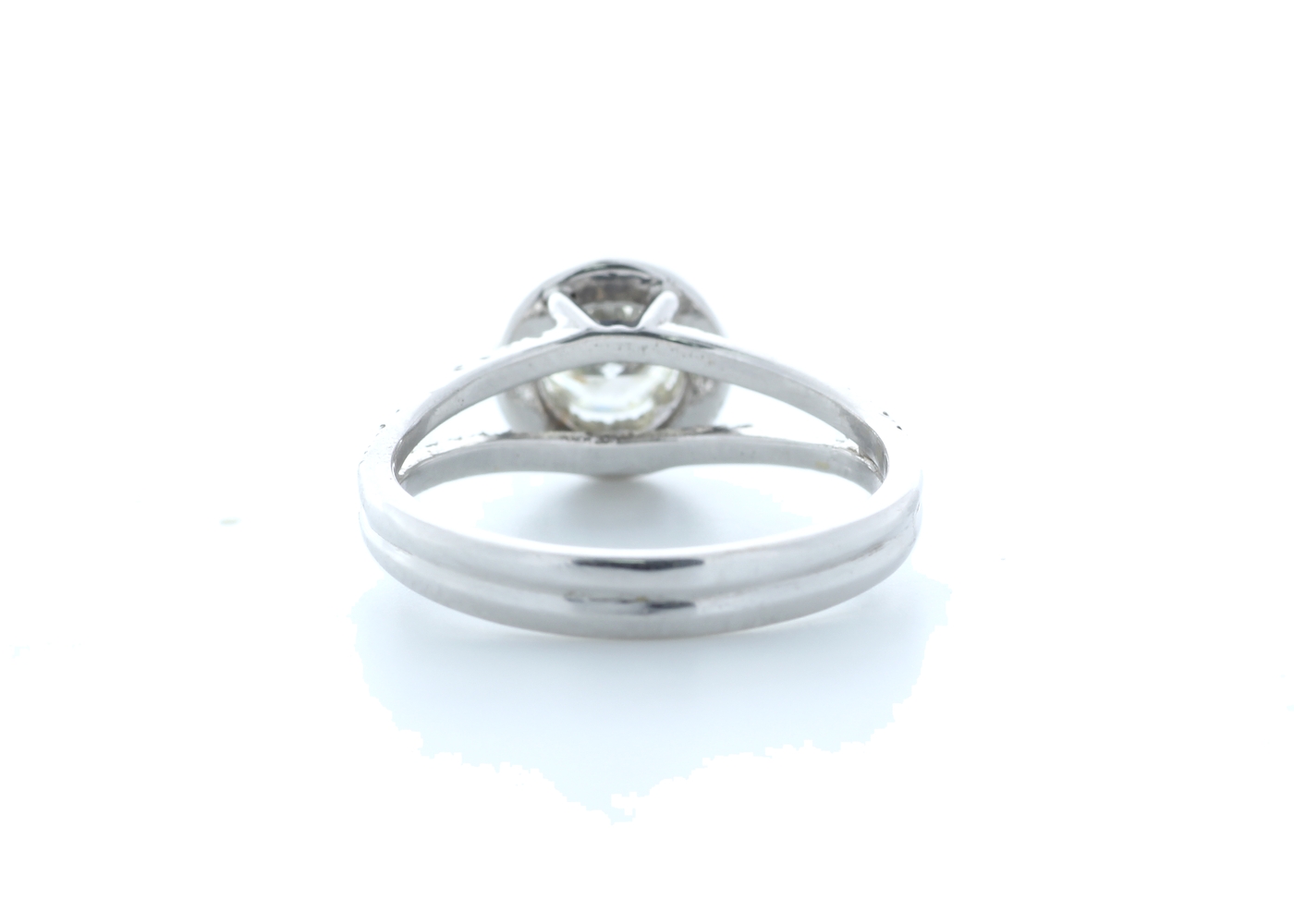 18ct White Gold Single Stone With Halo Setting Ring 0.78 (0.45) Carats - Image 3 of 5