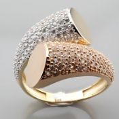 14K Tri Colour White Yellow and Rosegold Ring - Italian Design Swarovski Zirconia.