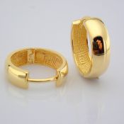 14K Yellow Gold Earring