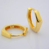 14K Yellow Gold Earring