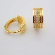 14K Yellow Gold Earring - Swarovski Zirconia .