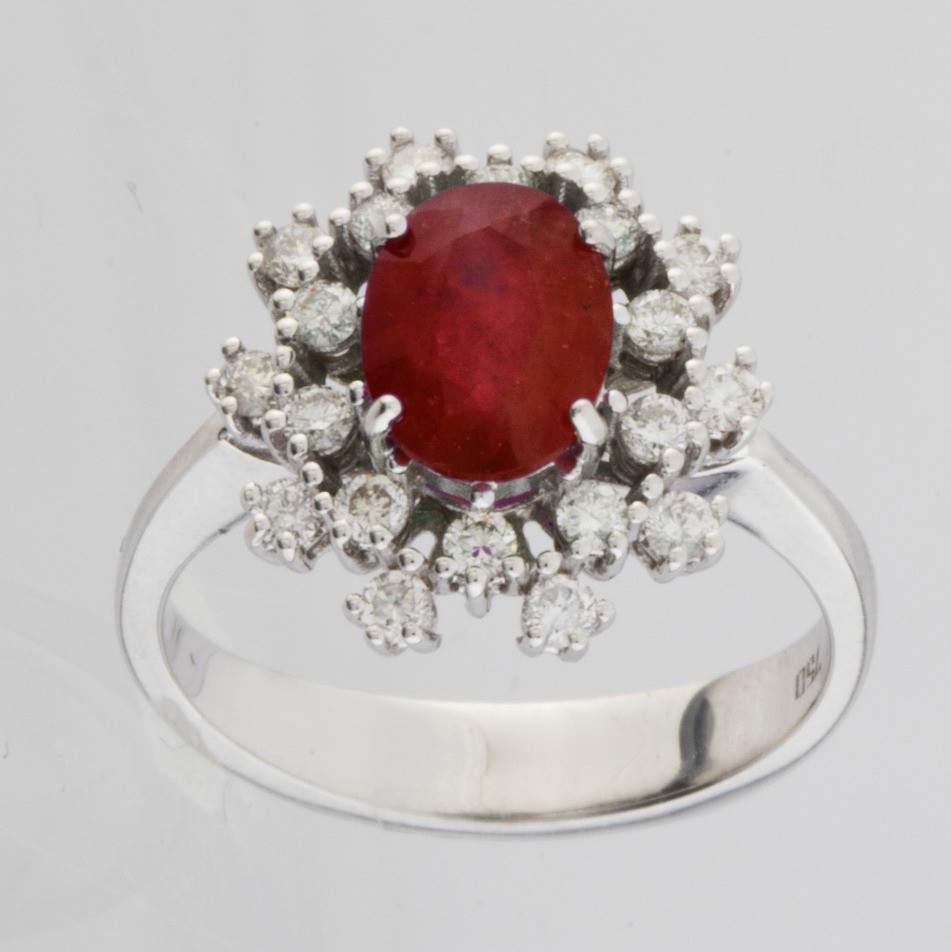 18K White Gold Ruby Cluster Ring Total 1.45 ct