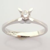 14K White Gold Diamond Ring