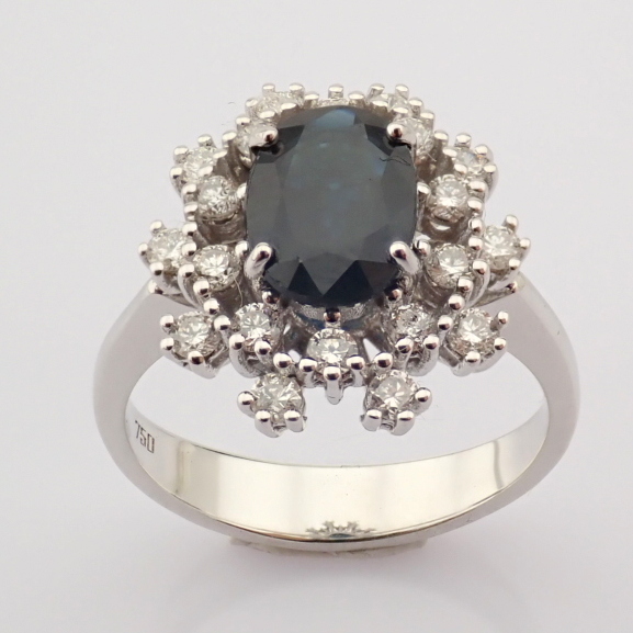 18K White Gold Sapphire Cluster Ring Total 1.45 ct - Image 2 of 6