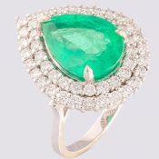 14K White Gold Cluster Ring 4,70 ct Natural Emerald - 1,40 ct Diamond