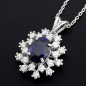 18K White Gold Sapphire Cluster Pendant Necklace Total 1.77 ct