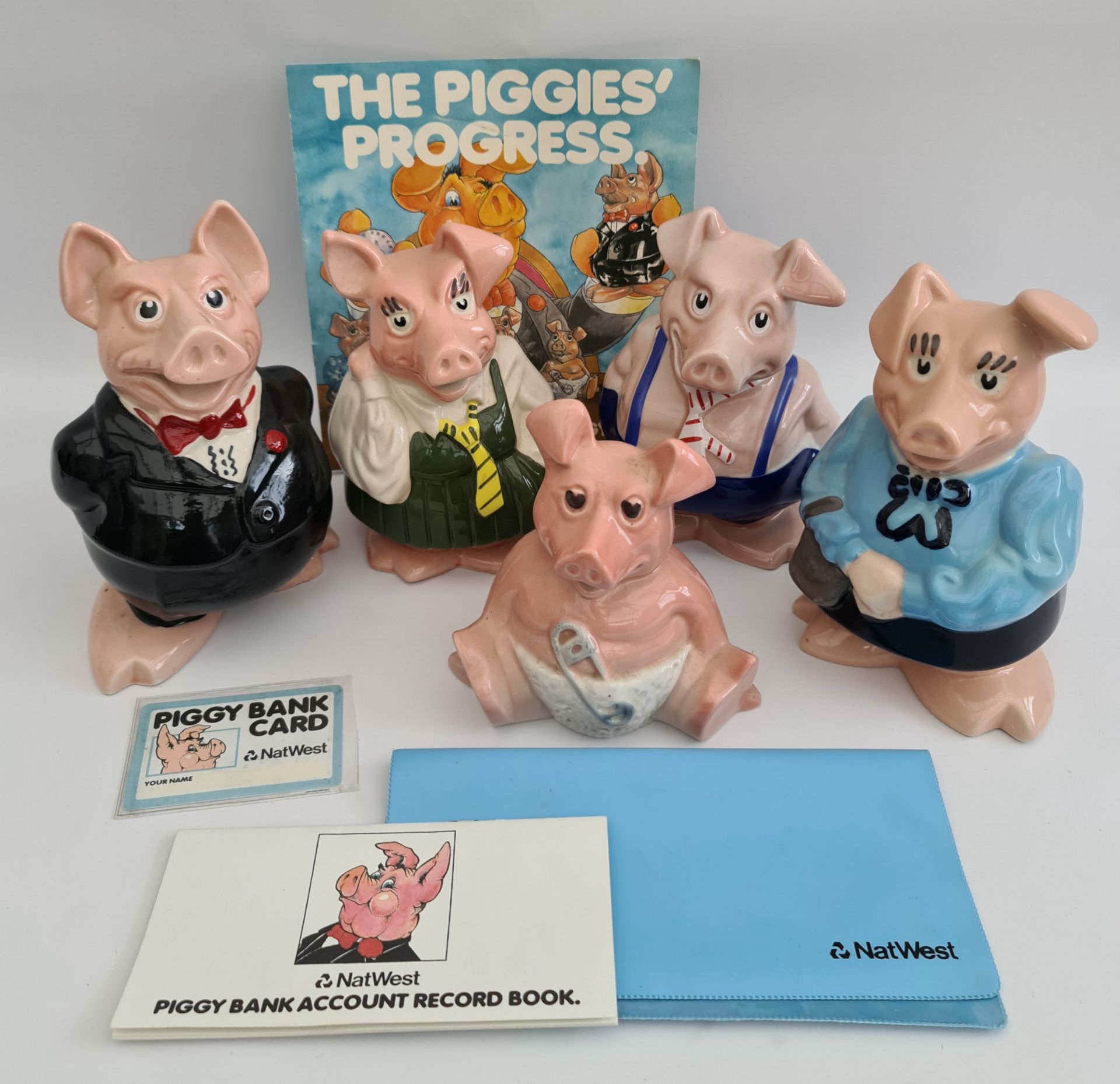 Vintage Original 5 Set Westminster Wade Piggy Banks Includes Original Literature