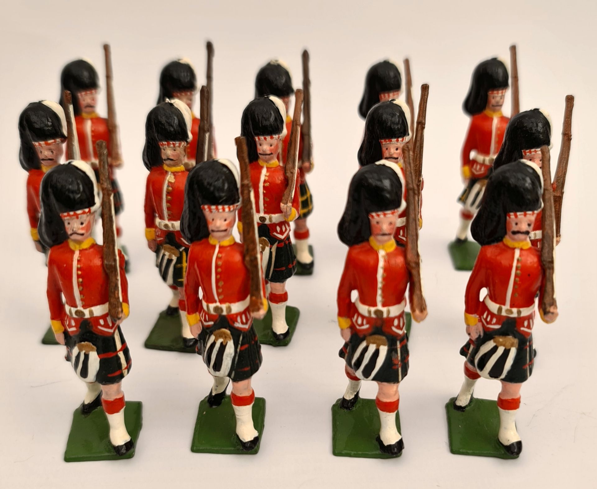 Vintage 13 Britain's Style Cast Metal Toy Soldiers 6cm Tall