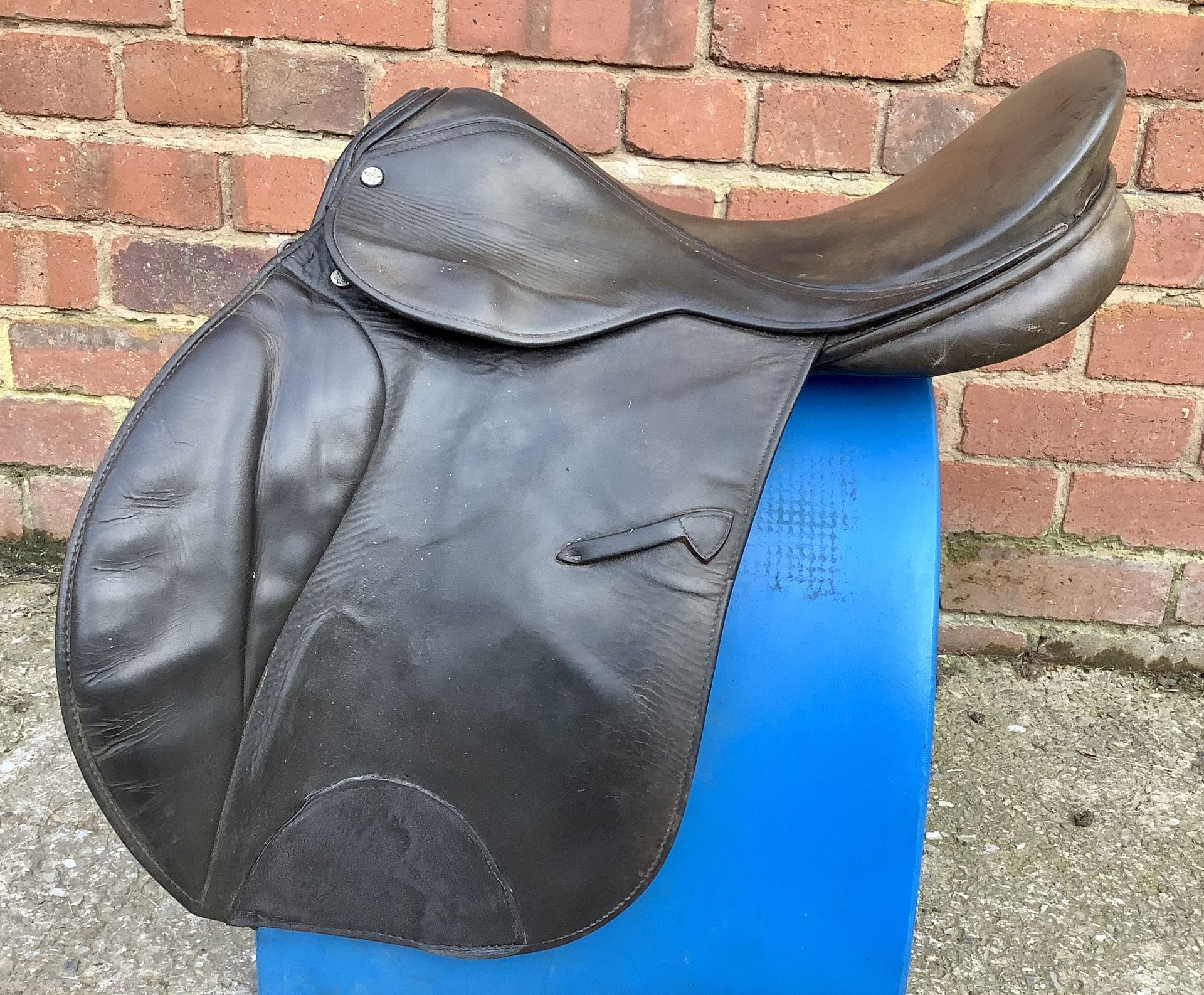 17 1/2' Medium Jeffries Falcon Event/GP Saddle - Brown