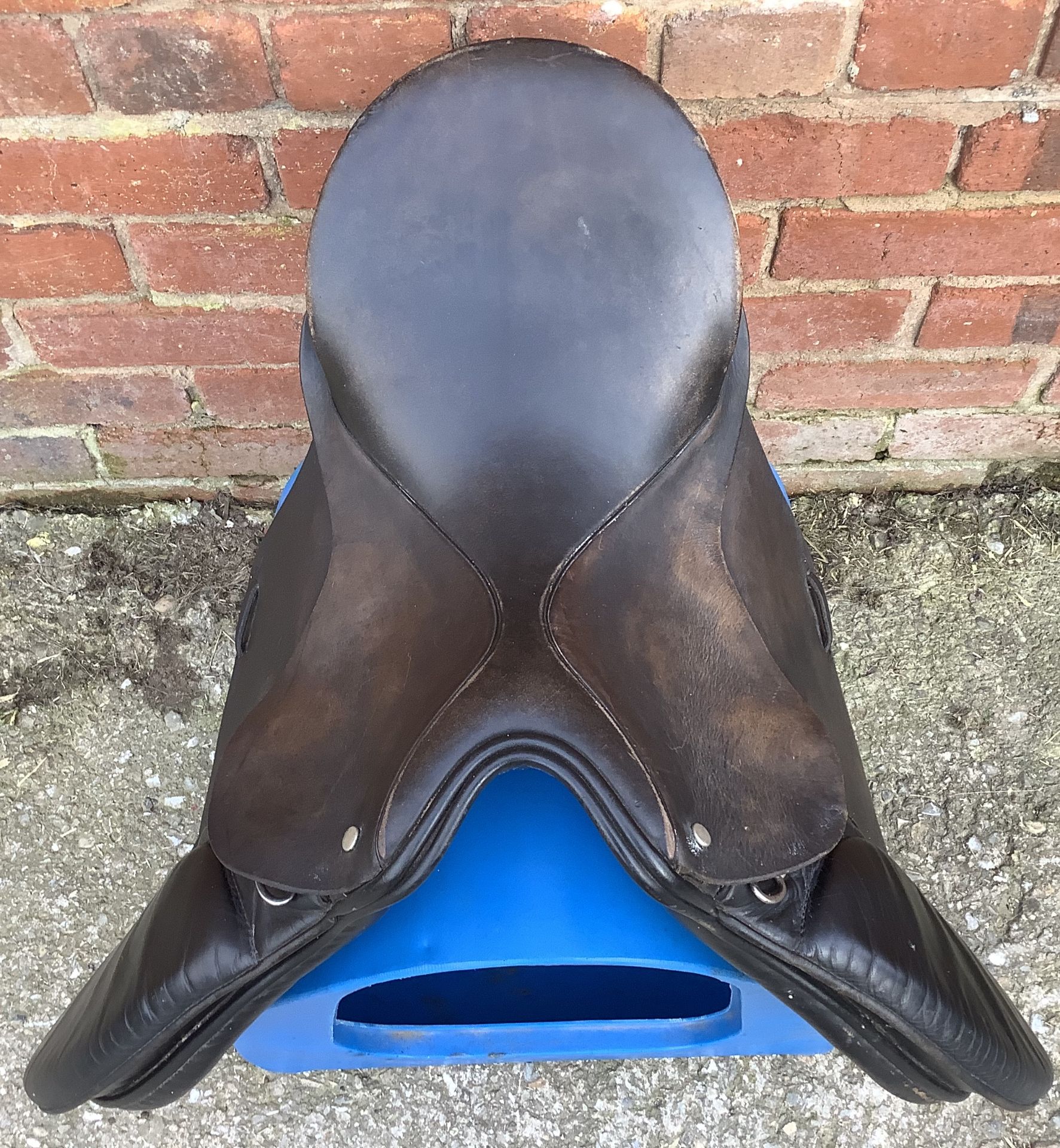 17" Wide English GP Saddle - Black - Image 4 of 5