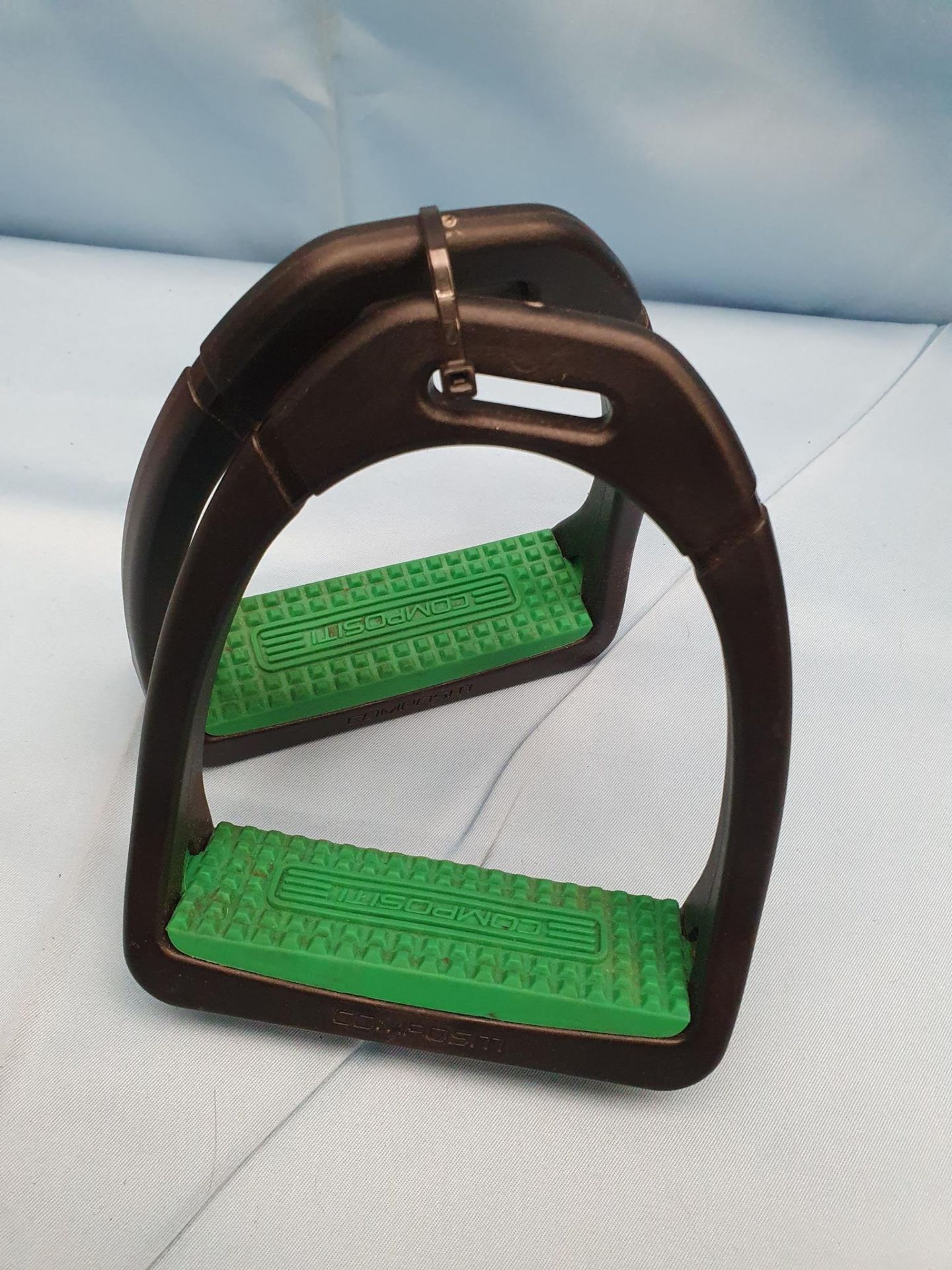 PR Profile Stirrups