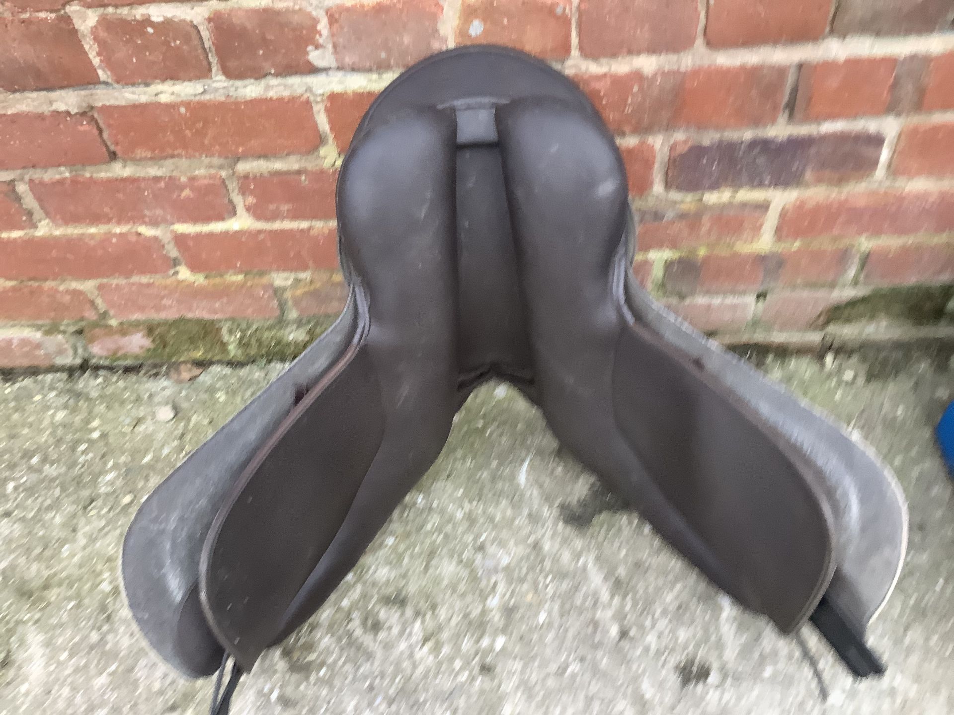 16 1/2” XW Wintec Changeable Gullet GP Saddle - Brown - Image 10 of 11