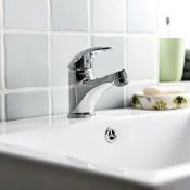 NEW (REF219) Eidar 1 lever Chrome-plated Contemporary Basin Mono mixer Tap. This traditional st...