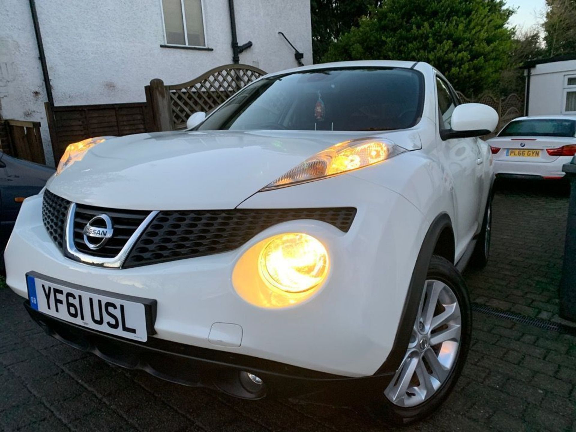 Nissan Juke 2011 (61 reg) 1.6 16v Tekna CVT 5dr - Image 9 of 9