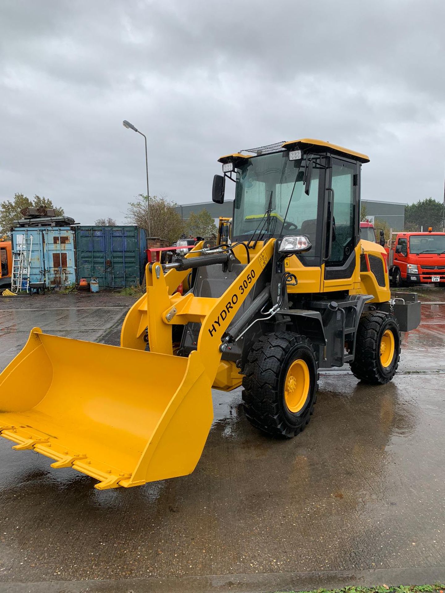 Unused Hydro loading shovel - Image 4 of 10