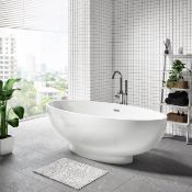 New (T4) 1800x900mm Edmonton Freestanding Bath. RRP £2,999.As A Result Of Thorough Design Mo...